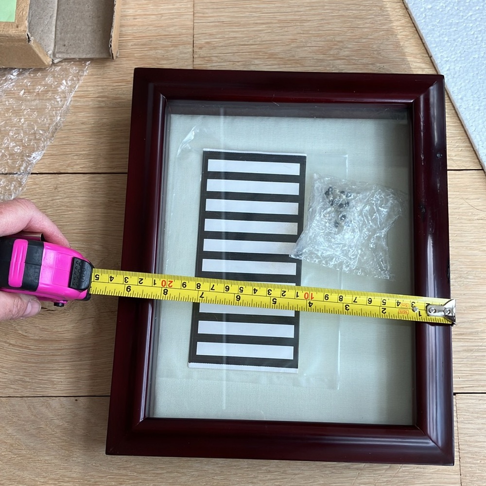 Shadow box display frame - Picture 9 of 15